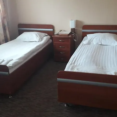 Otel Izumrud 3*